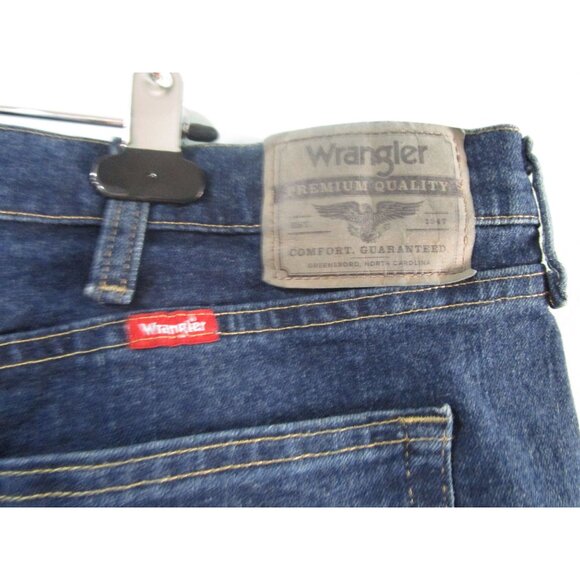 Wrangler Five Star Premium Mens Relaxed Fit Denim Shorts Size 44 Blue NWT - Picture 4 of 16